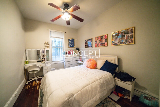 Photo - 717 Parker St Unit 1A