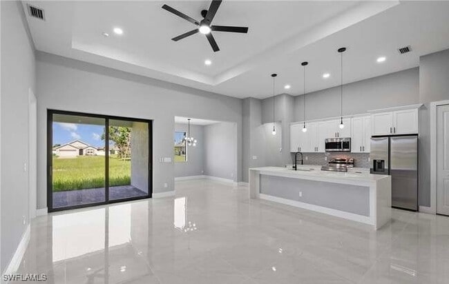 Photo - 324 El Dorado Blvd S