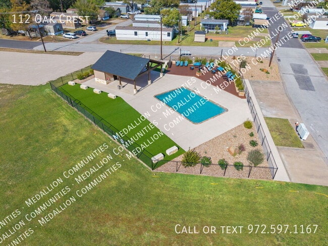 Photo - 112 Oak Crest
