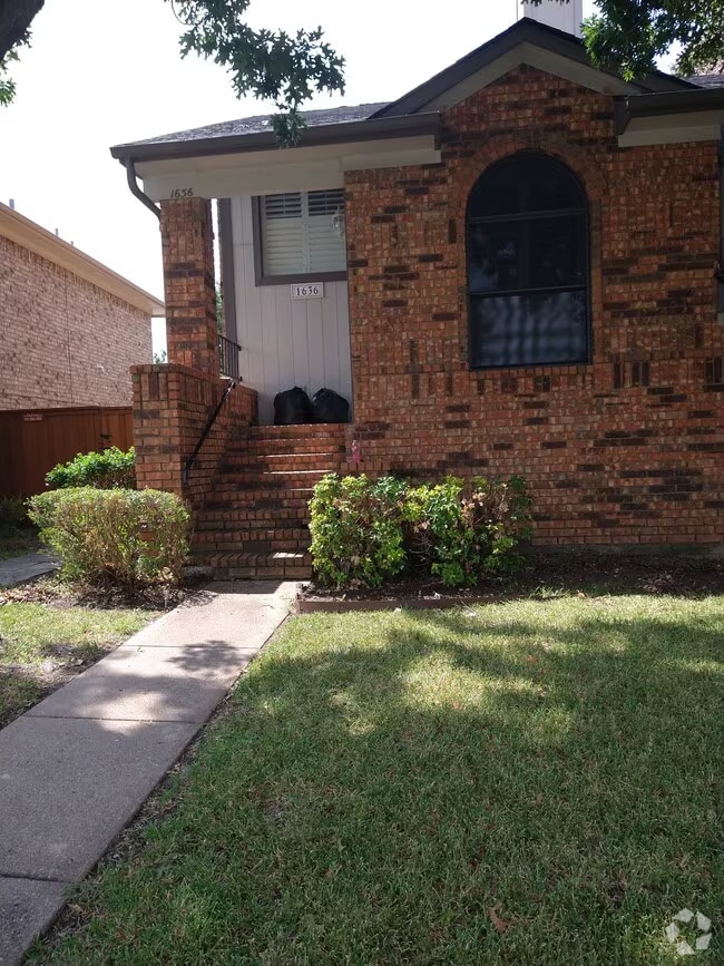 Building Photo - 1636 Kingspoint Dr Rental