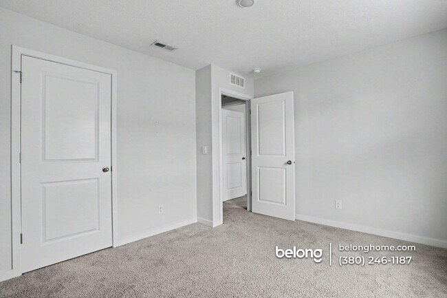 Photo - 1470 Koppel Wy Unit 1