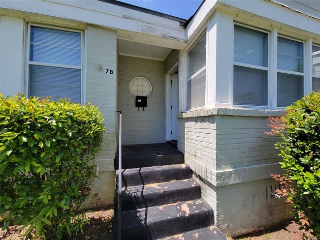 7 Calhoun Rd