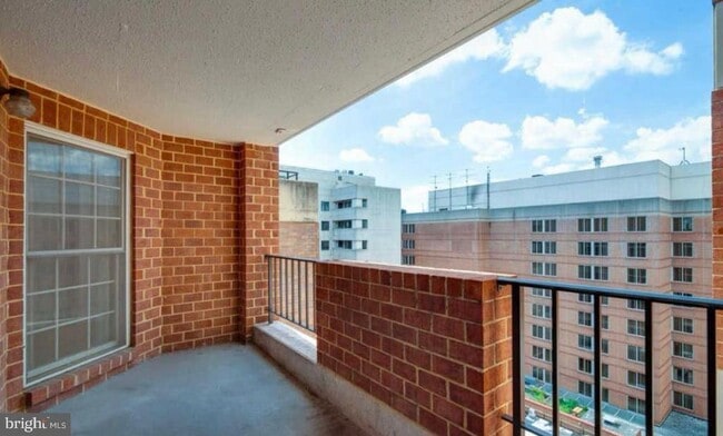 Photo - 1230 23rd St NW Unidad 818