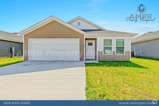 Building Photo - Charming 4-Bedroom Home – Space, Style, an...