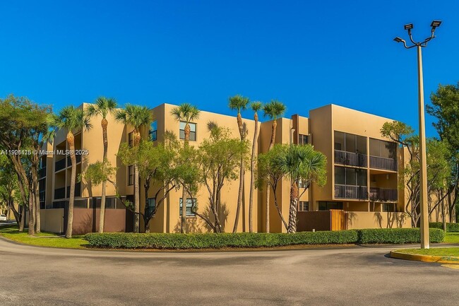 Photo - 10865 SW 112th Ave Unit 218