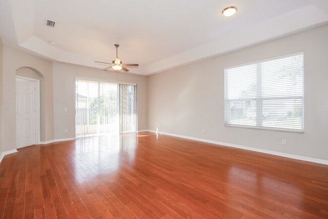 Photo - 1613 Wakefield Dr