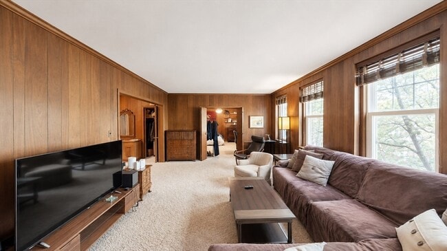 Photo - 70 Winchester St Unit 2
