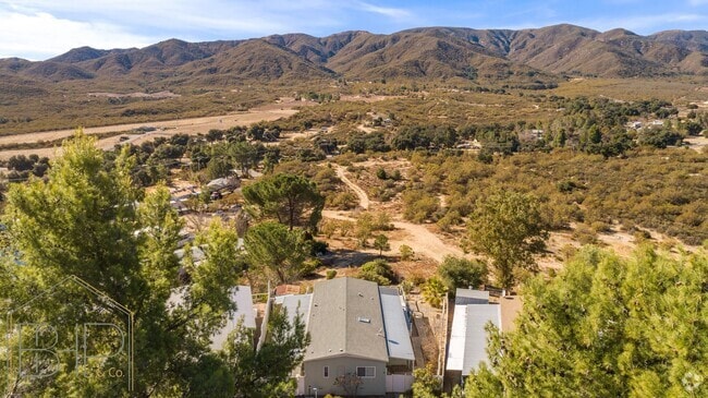 Building Photo - 55+ Senior Community~ 2 bed/2 bath with Am... Rental