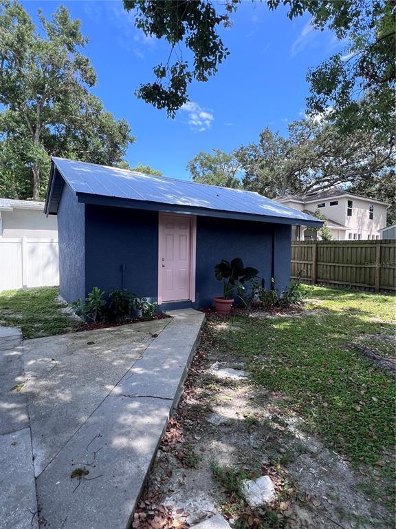 Building Photo - 118 W Sligh Ave Unit A Rental