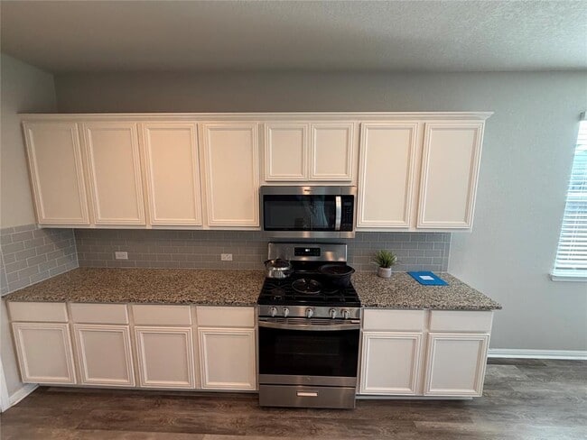 Photo - 225 Baum Dr
