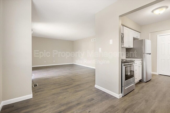 Photo - 10015 Groh Rd Unit 1