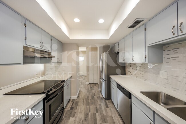 Photo - 7208 W Montebello Ave