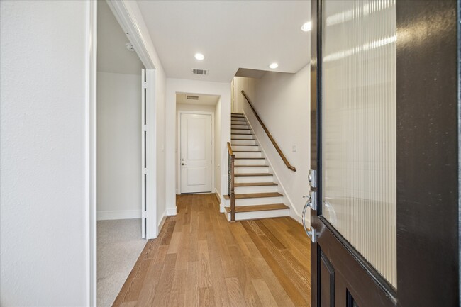 Photo - 2928 Rusk St