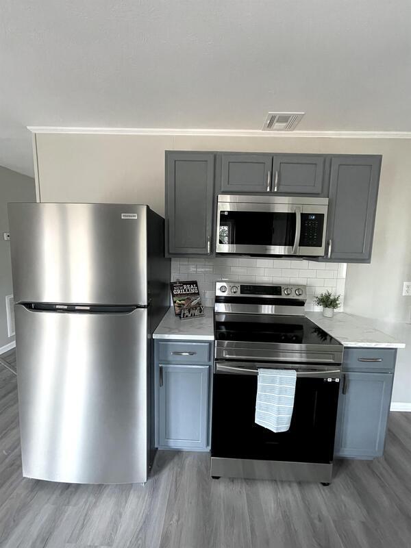 Photo - 338 Milburn Dr