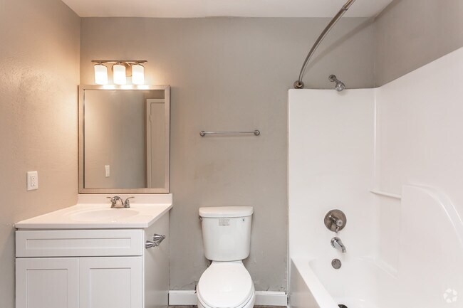 1HAB,1BA - 535&nbsp;ft² - Baño - Cornerstone Apartments