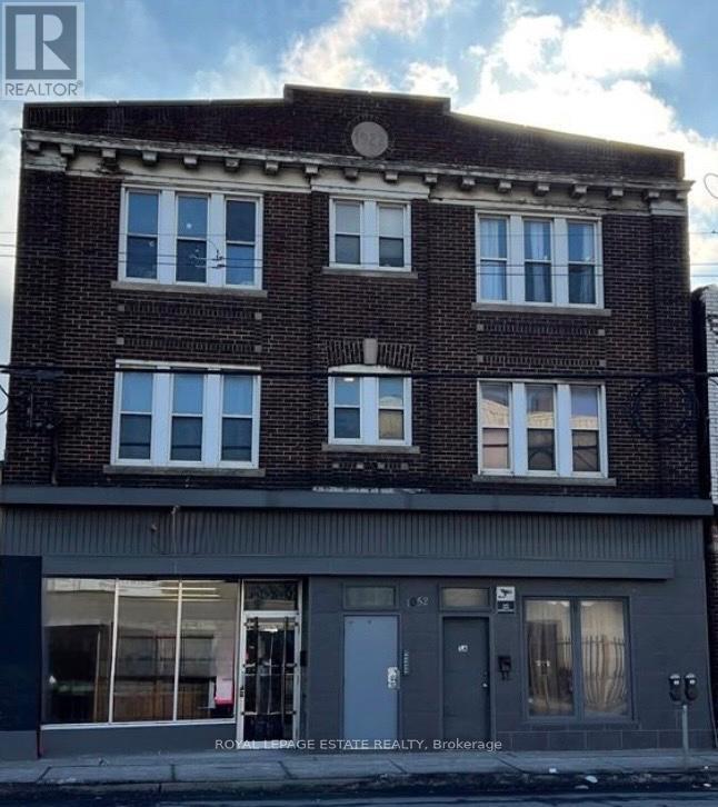 Photo - 1052 Barton St E Unité 1