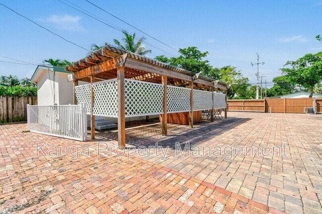 Photo - 3450 S Olive Ave