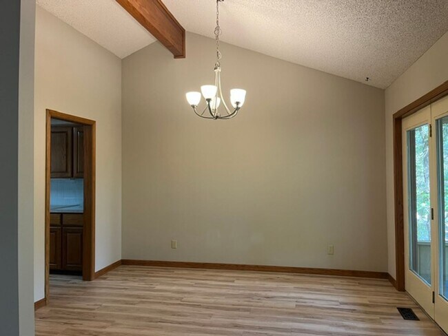 Photo - 1 Curry Ln