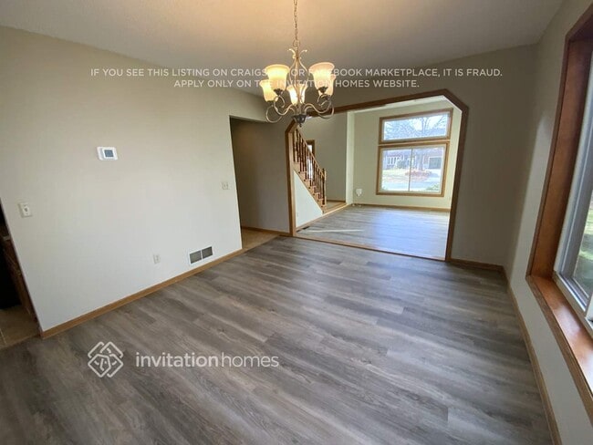 Photo - 14371 Raven St NW