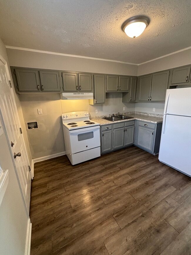 Photo - 409 Sykes Ave Unit 409-A