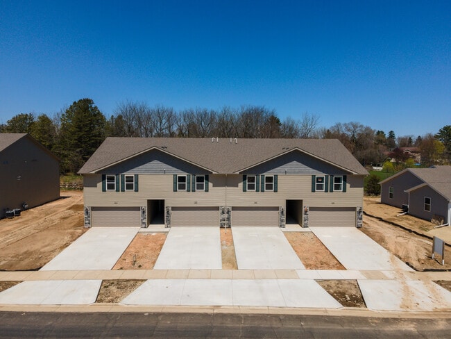 Photo - 639 McKay Way Unidad 3