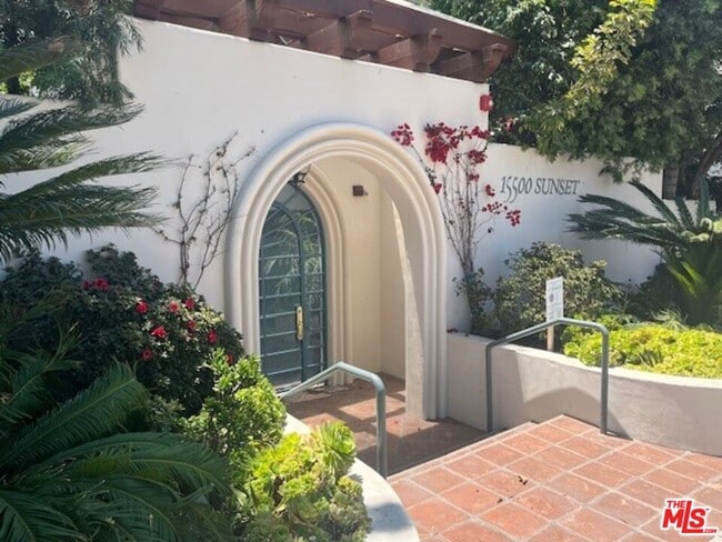 Building Photo - 15500 W Sunset Blvd Unit 103 Rental