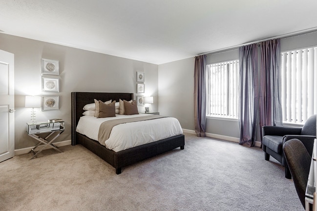 Renovated Bedroom - The Reserve of Southfield, Southfield MI