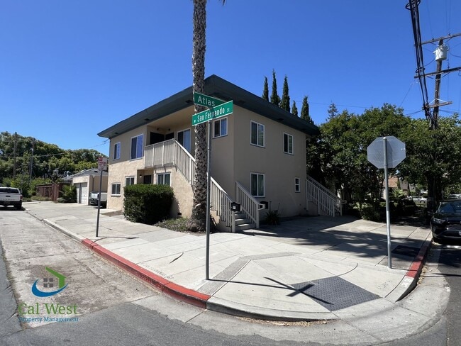 Building Photo - $2,495 - UPDATED 2 bedrooms/1 bathroom Upstairs Unit 99