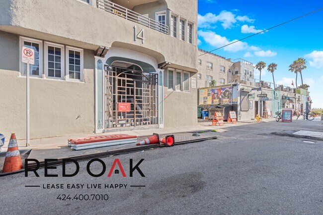 Photo - ~$655 OFF Each Month + 1 Week FREE~ Recent... Unidad 37