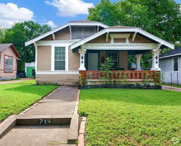 Building Photo - 714 S Winnetka Ave Rental