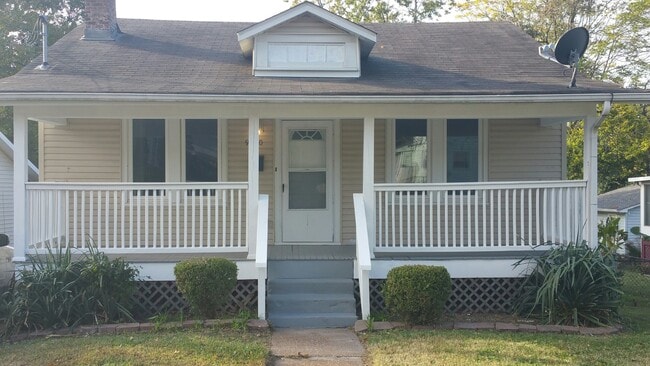 Building Photo - 9420 North