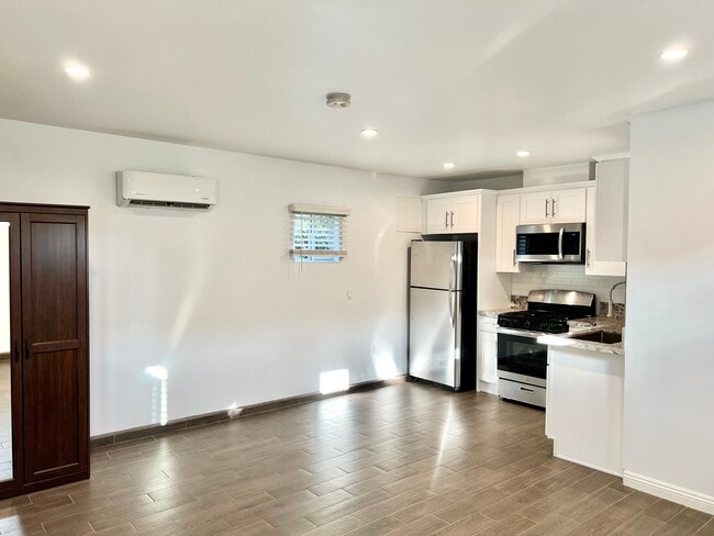 Photo - 8112 Paso Robles Ave Unit 16924