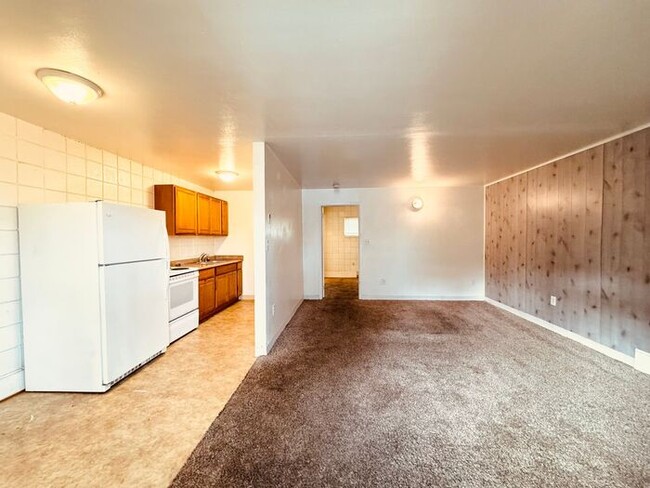 1/2 OFF 1ST MONTHS RENT!!!! One-bedroom Ap... - 1/2 OFF 1ST MONTHS RENT!!!! One-bedroom Ap... House