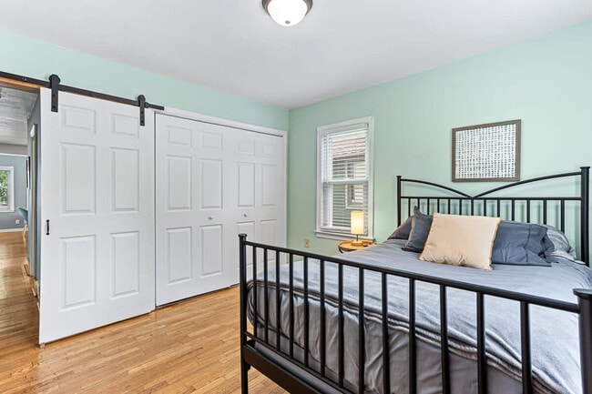 Photo - 15812 Culver Dr Unit SI ID1596554P