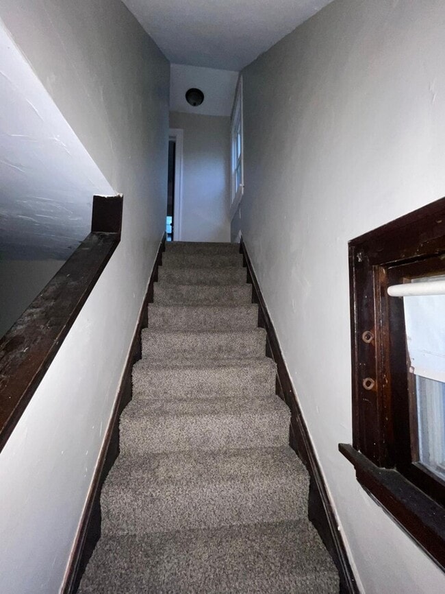 Photo - Updated 3 bedroom 1 bathroom in Cleveland