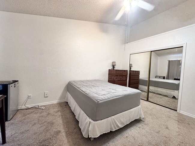 Photo - 930 Northern Dancer Way Unit 204