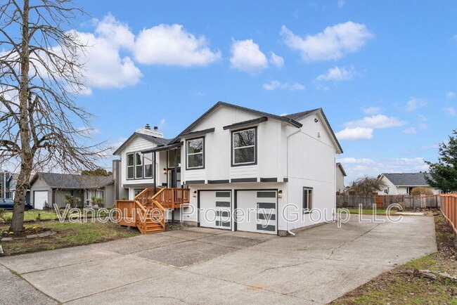 Building Photo - 819 SE Olympia Dr Rental