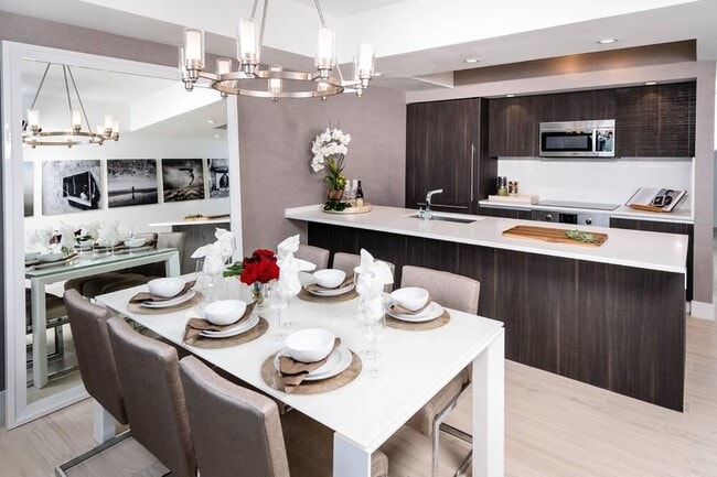 Building Photo - 500 E Las Olas Blvd Unit 1408 Rental