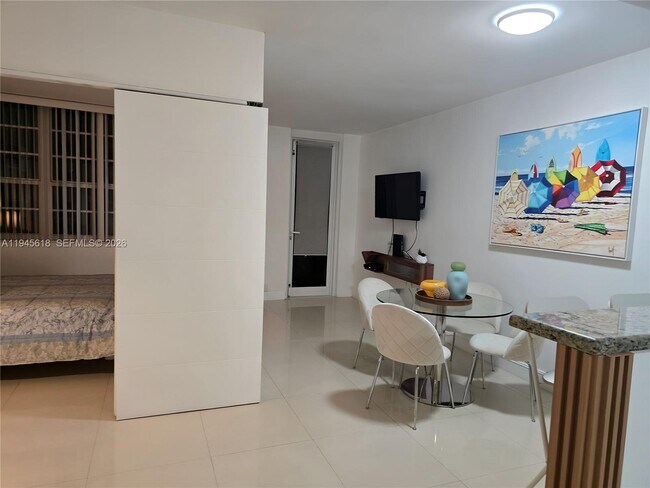 Photo - 100 Lincoln Rd Unidad 503