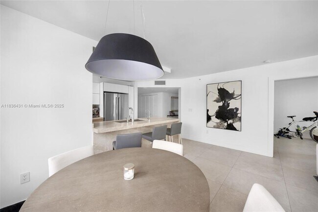 Photo - 1155 Brickell Bay Dr Condo
