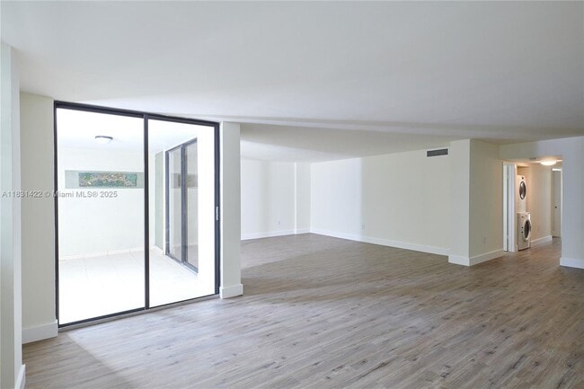 Photo - 5845 Collins Ave Unit 304