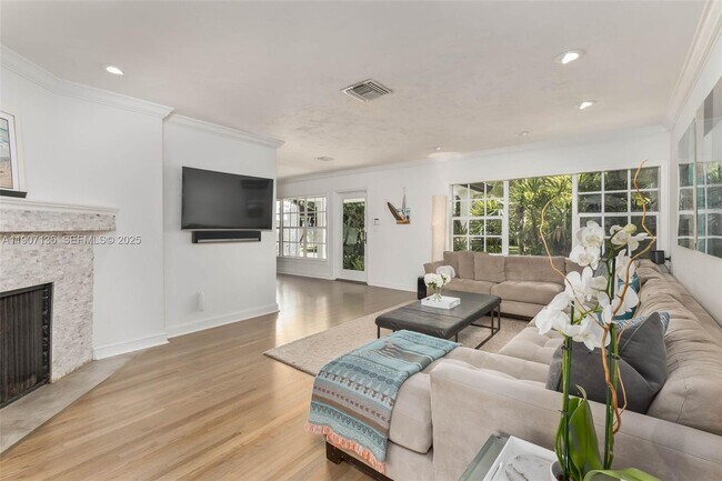 Photo - 9240 SW 69th Ct