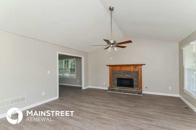 Photo - 63 Fielding Grove Dr