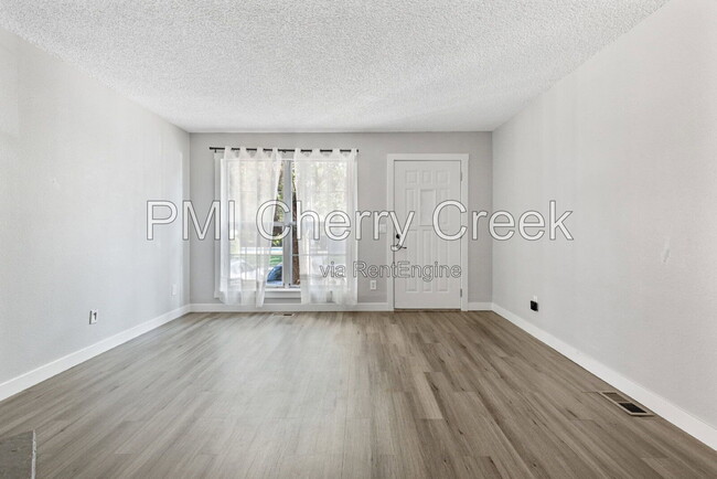 Photo - 1223 S Idalia St