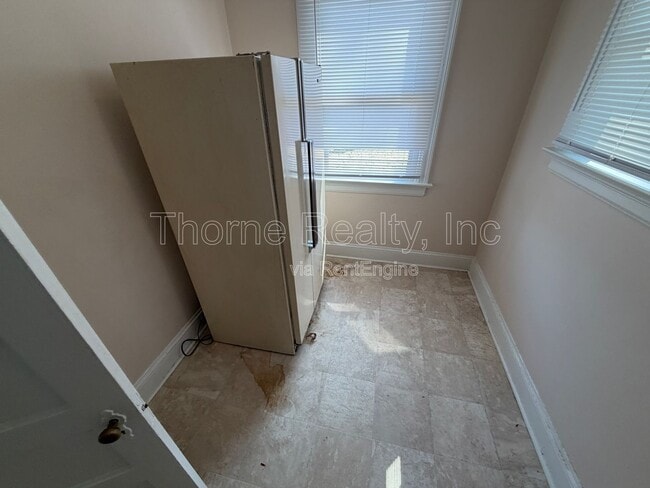 Photo - 218 S Vyne St