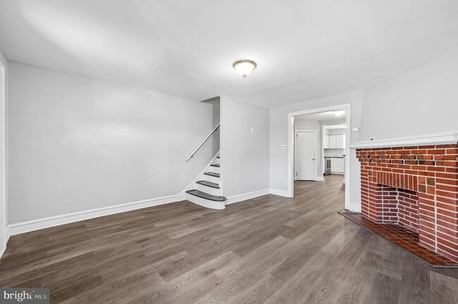 Building Photo - 65 Hartley Rd