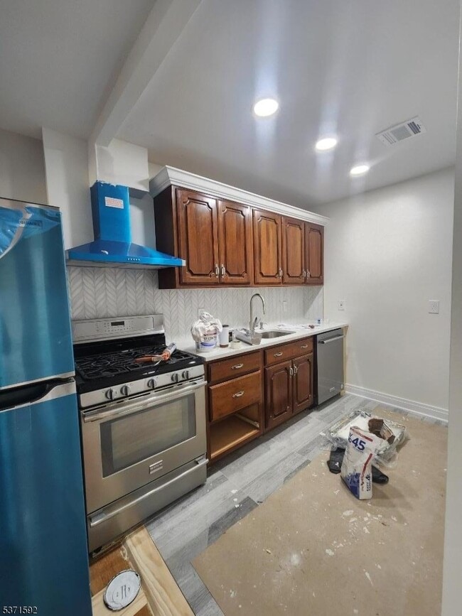 Photo - 135 Main St Unit A