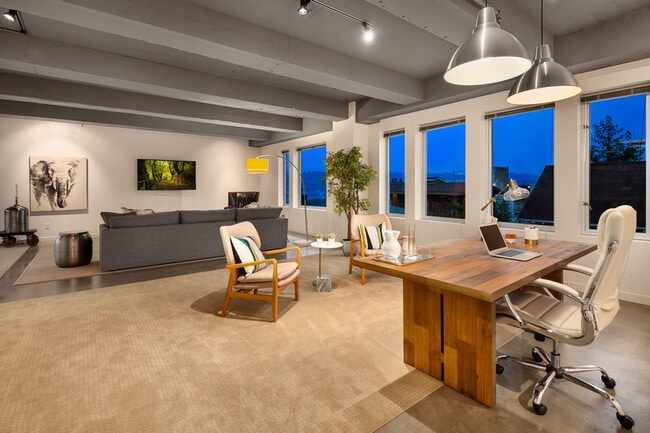 Photo - 2030 Dexter Ave N Unidad #301
