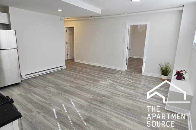 Photo - 732 W Roscoe St Unit SGA