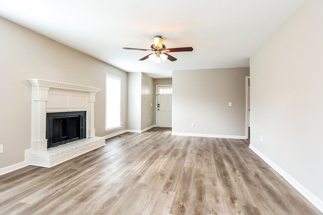 Photo - 1228 Jacksons Hill Rd